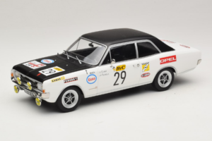 Opel Commodore A #29 J-L. Clarr / J-P. Peyroux Tour de France Automobile 1971 MCG 1:18 MCG18562R メタル