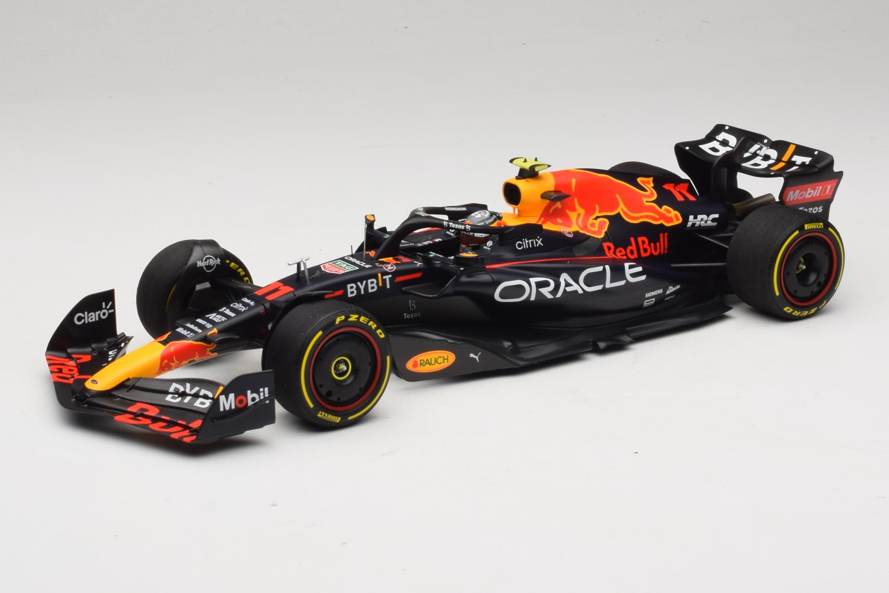 Minichamps Red Bull RB18 S.Perez モナコ優勝 1:18