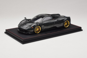 Pagani Huayra Starry Night Sky AB 1:18 REMC039 レジン - 画像 2/7