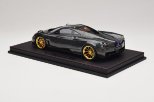 Pagani Huayra Starry Night Sky AB 1:18 REMC039 レジン - 画像 5/7