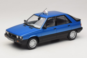 Renault 11 GTL Taxi James Bond MCG 1:18 MCG18833 メタル