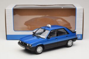 Renault 11 GTL Taxi James Bond MCG 1:18 MCG18833 メタル - 画像 6/6