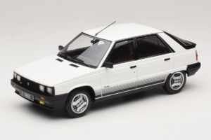 Renault 11 Turbo ホワイト MCG 1:18 MCG18589 メタル