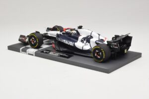 Scuderia AlphaTauri AT04 D. Ricciardo Hungarian GP 2023 Minichamps 1:18 117231203 レジン - 画像 5/7