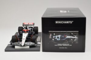 Scuderia AlphaTauri AT04 D. Ricciardo Hungarian GP 2023 Minichamps 1:18 117231203 レジン - 画像 6/7