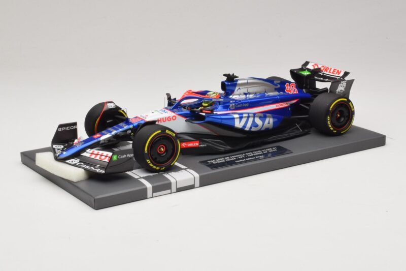 Visa Cash App RB VCARB 01 A. Iwasa FP1 Japanese GP 2024 Minichamps 1:18 117240440 レジン