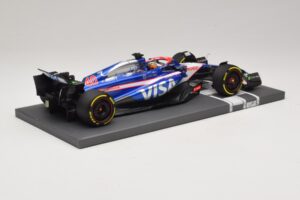 Visa Cash App RB VCARB 01 A. Iwasa FP1 Japanese GP 2024 Minichamps 1:18 117240440 レジン - 画像 2/7