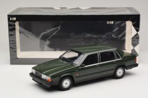 Volvo 740 GL ダークグリーン Minichamps 1:18 155171702 メタル - 画像 6/6