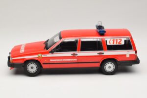 Volvo 740 GL エステート Brandweer Grobbendonk Minichamps 1:18 155171795 メタル - 画像 3/6