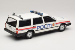 Volvo 740 GL エステート Politi Norway Minichamps 1:18 155171796 メタル - 画像 2/6