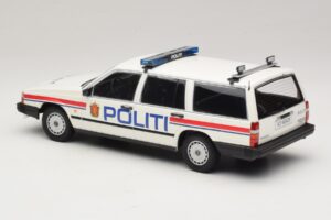 Volvo 740 GL エステート Politi Norway Minichamps 1:18 155171796 メタル - 画像 5/6