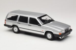 Volvo 740 GL エステート シルバー Minichamps 1:18 155171770 メタル - 画像 4/6