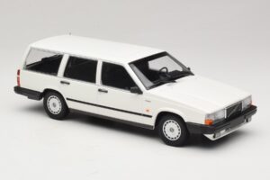 Volvo 740 GL エステート ホワイト Minichamps 1:18 155171772 メタル - 画像 4/6