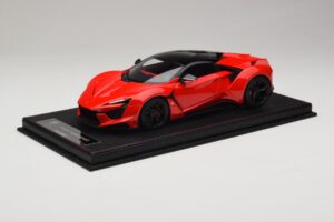 W Motors Fenyr Supersport レッド SophiArt 1:18 SA003-06 レジン