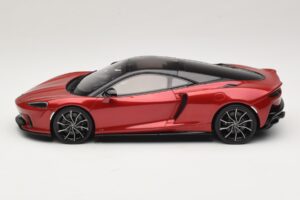 McLaren GTS レッド GT Spirit 1:18 GT971 レジン - 画像 3/6