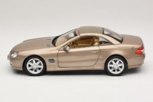 Mercedes SL500 R230 Travertine Beige Norev 1:18 183843 メタル - 画像 4/9