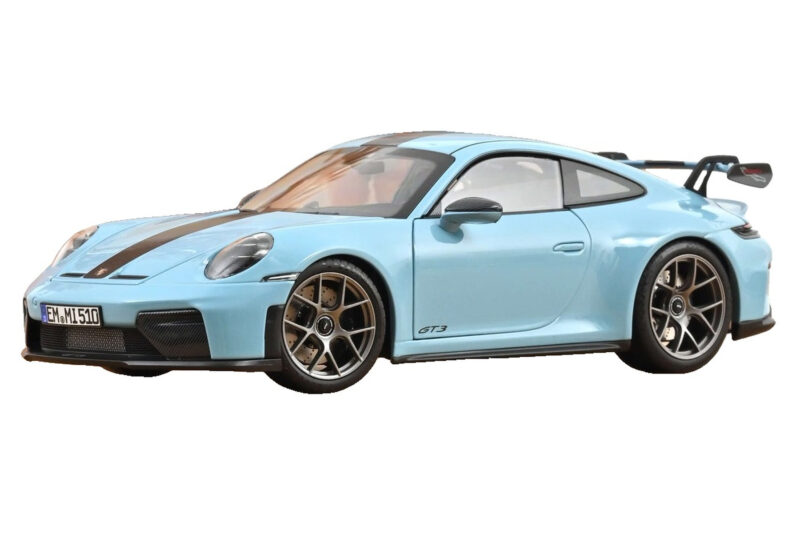Porsche 911 992.2 GT3 Weissach Package Gulf Blue Norev 1:18 Porsche 911 992.2 GT3 Weissach Package Gulf Blue Norev 1:18 187000 メタル