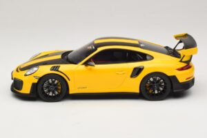 Porsche 911 GT2 RS 991.2 Nurburgring Lap Record イエロー GT Spirit 1:18 GT972 レジン - 画像 3/6