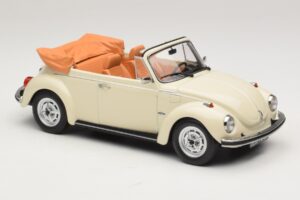Volkswagen 1303 カブリオレ Cream White Norev 1:18 188535 メタル - 画像 4/6