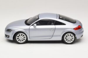 Audi TT 8N Silverblue Metallic Minichamps 1:18 100015020 メタル - 画像 4/8