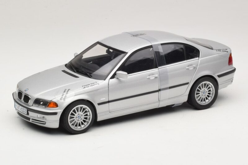 BMW 3-Series E46 6-Cylinder シルバー UT Models 1:18 20512 メタル