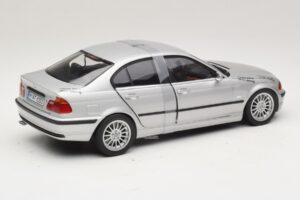 BMW 3-Series E46 6-Cylinder シルバー UT Models 1:18 20512 メタル - 画像 2/6