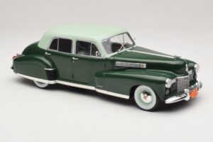 Cadillac Fleetwood Series 60 Special グリーン MCG 1:18 MCG18657 メタル - 画像 4/6