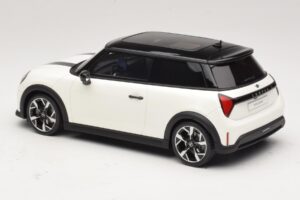 Mini Cooper S F66 Nanuq White Metallic Otto 1:18 OT1245 レジン - 画像 5/6