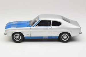 Ford Capri RS2600 Mk1 Silver Blue Minichamps 1:18 150089072 メタル - 画像 3/6