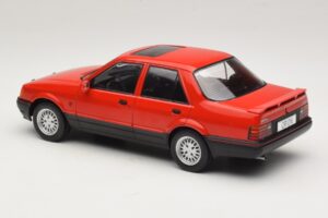 Ford Orion Mk2 1600E レッド MCG 1:18 MCG18488 メタル - 画像 5/6