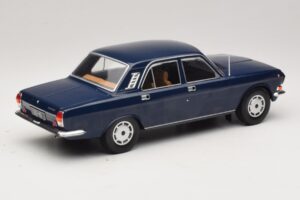 GAZ Volga GAZ-24-10 ダークブルー MCG 1:18 MCG18014 メタル - 画像 2/6