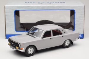 GAZ Volga GAZ-24-10 グレー MCG 1:18 MCG18016 メタル - 画像 6/6