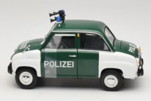 Goggomobil T250 ポリス Revell 1:18 08976-R1 メタル - 画像 3/6