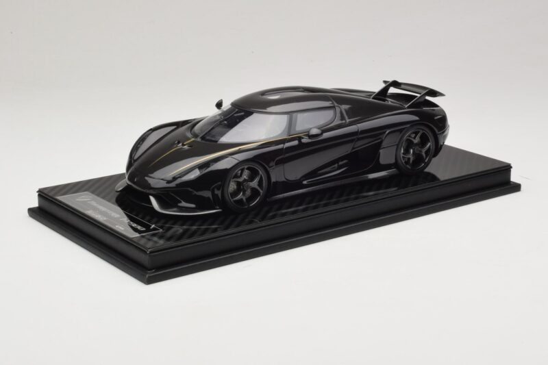 Koenigsegg Regera ブラック カーボンパッケージ FrontiArt 1:18 F079-179 レジン