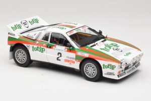 Lancia 037 #2 A. Bettega / M. Perissinot Rally San Marino 1984 Kyosho 1:18 08306F メタル - 画像 6/8