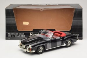 Mercedes 190 SL W121 ロードスター ブラック ERTL 1:18 7464 メタル - 画像 6/6