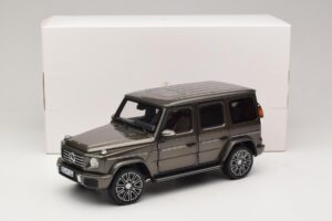 Mercedes G-Class W465 Indium Grey Norev 1:18 183036 メタル - 画像 6/6