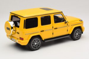 Mercedes G-Class W465 Sun Yellow Norev 1:18 183038 メタル - 画像 2/6