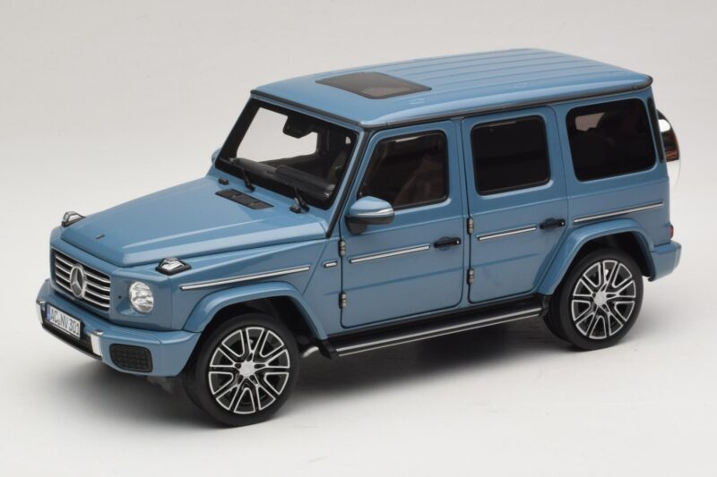 Mercedes G-Class W465 Vintage Blue Norev 1:18 183034 メタル