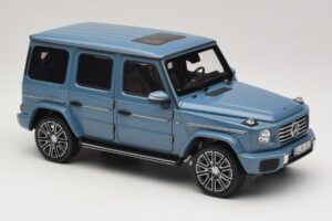 Mercedes G-Class W465 Vintage Blue Norev 1:18 183034 メタル - 画像 4/6