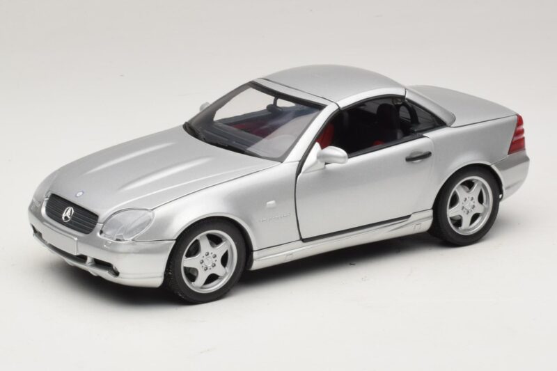 Mercedes SLK230 R170 AMG ロードスター シルバー UT Models 1:18 26152 メタル