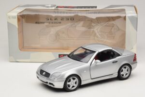Mercedes SLK230 R170 AMG ロードスター シルバー UT Models 1:18 26152 メタル - 画像 8/8