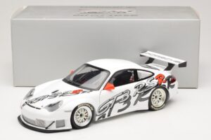 Porsche 911 996 GT3 RSR ホワイト 2005 Minichamps 1:18 WAP02160215 メタル - 画像 8/8
