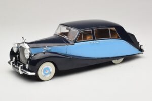 Rolls-Royce Silver Wraith Empress by Hooper ブラック & ダークブルー MCG 1:18 MCG18051 メタル