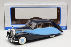 Rolls-Royce Silver Wraith Empress by Hooper ブラック & ダークブルー MCG 1:18 MCG18051 メタル - 画像 6/6