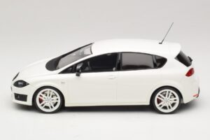 SEAT Leon Cupra R Mk2 ホワイト Otto 1:18 OT1332 レジン - 画像 3/6