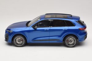 Audi SQ5 FY TFSI Ultra ブルー Otto 1:18 OT1281 レジン - 画像 3/6