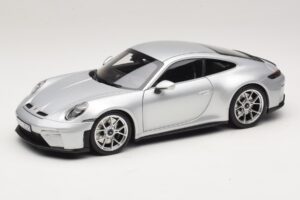 Porsche 911 992.2 GT3 Touring Package GT Silver Metallic Norev 1:18 187002 メタル
