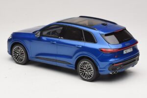 Audi SQ5 FY TFSI Ultra ブルー Otto 1:18 OT1281 レジン - 画像 5/6