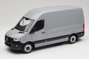 Mercedes Sprinter グレー Norev 1:18 Mercedes Sprinter グレー Norev 1:18 183042 メタル